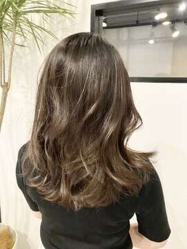 ミディアム巻きスタイル