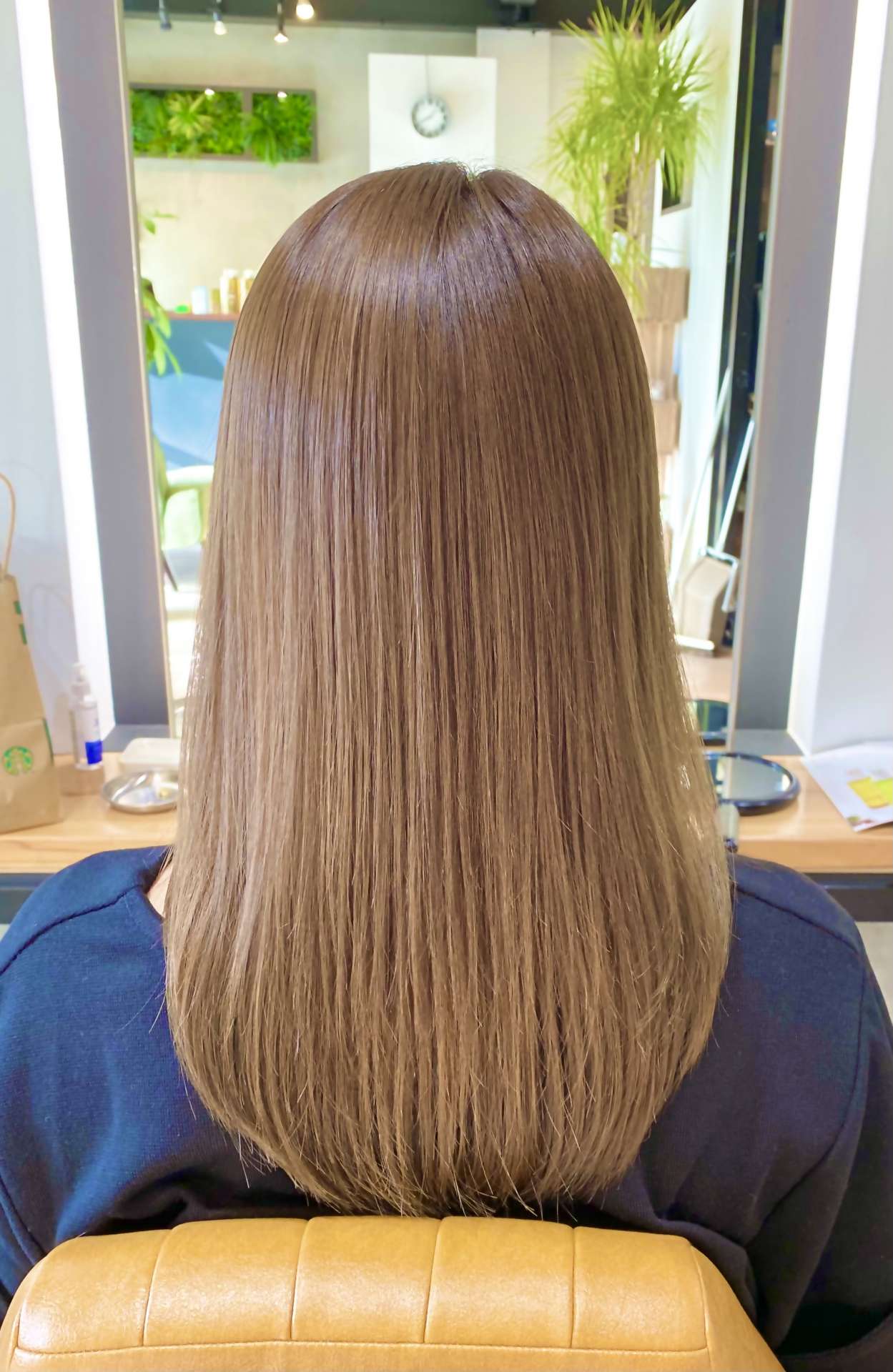 セミロングストレート